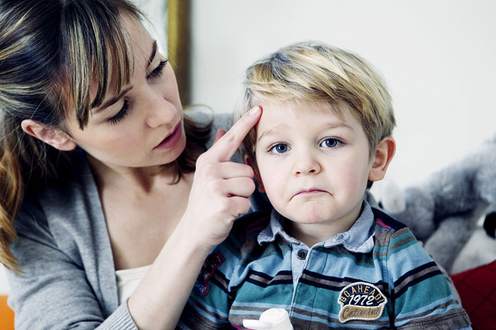 We act without delay: 6 emergency situations with children () We act without delay: 6 emergency situations with children