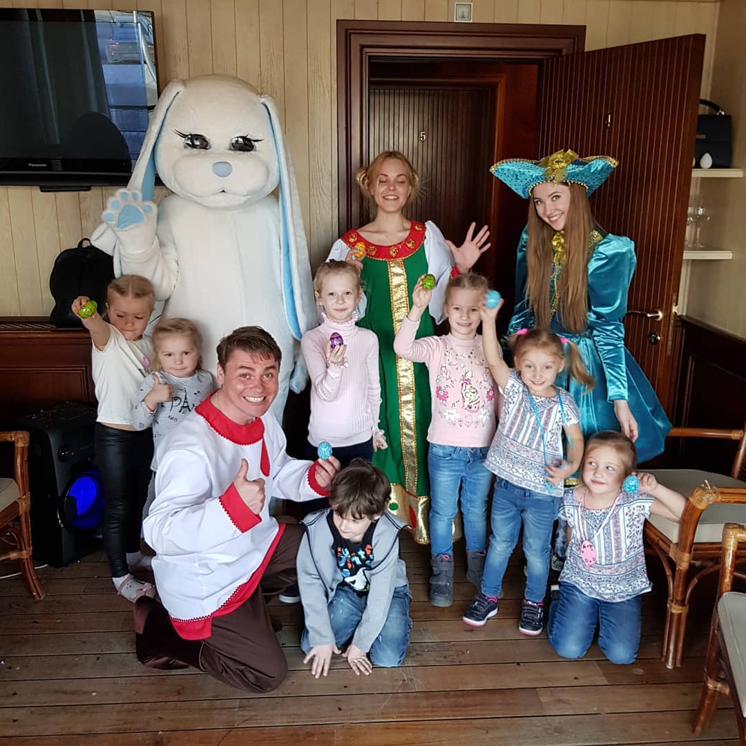 Children's holidays in Swallow () Children's holidays in Swallow
