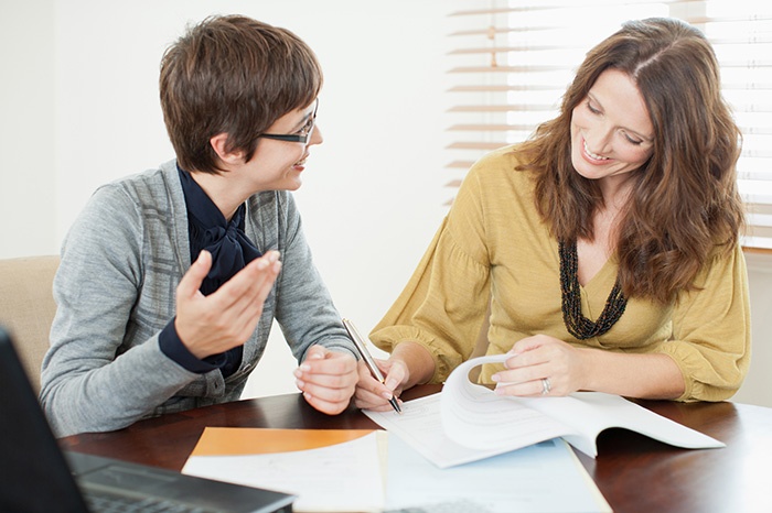 How to make a contract with a nanny? () How to make a contract with a nanny?