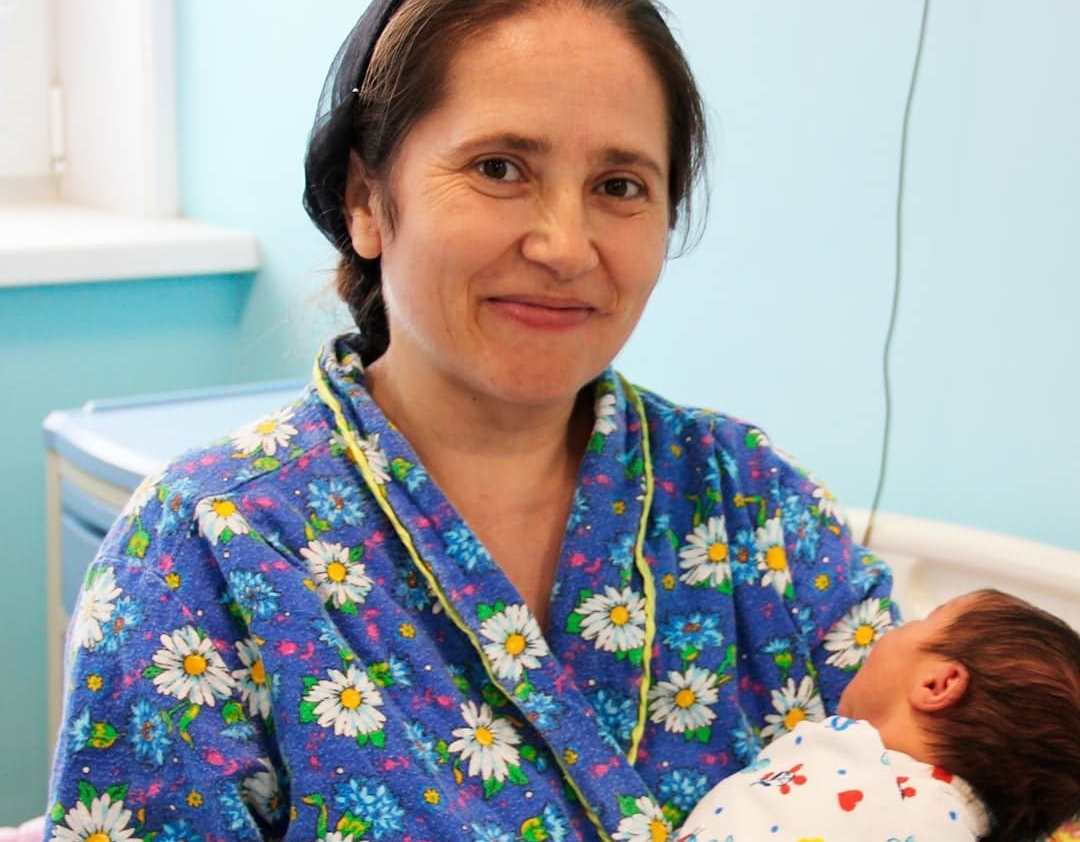 Многодетная россиянка в 40 лет родила 12-го ребенка