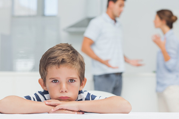 Conflictos de padres: cuál es el uso y daño para los niños () Conflictos de padres: ¿cuál es el uso y daño para los niños?
